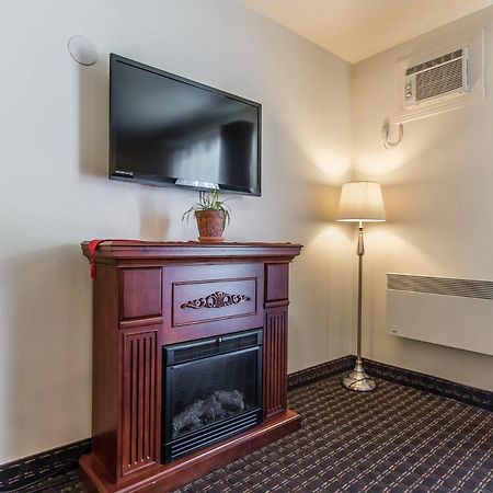 Hotel Le Principal グランビー エクステリア 写真
