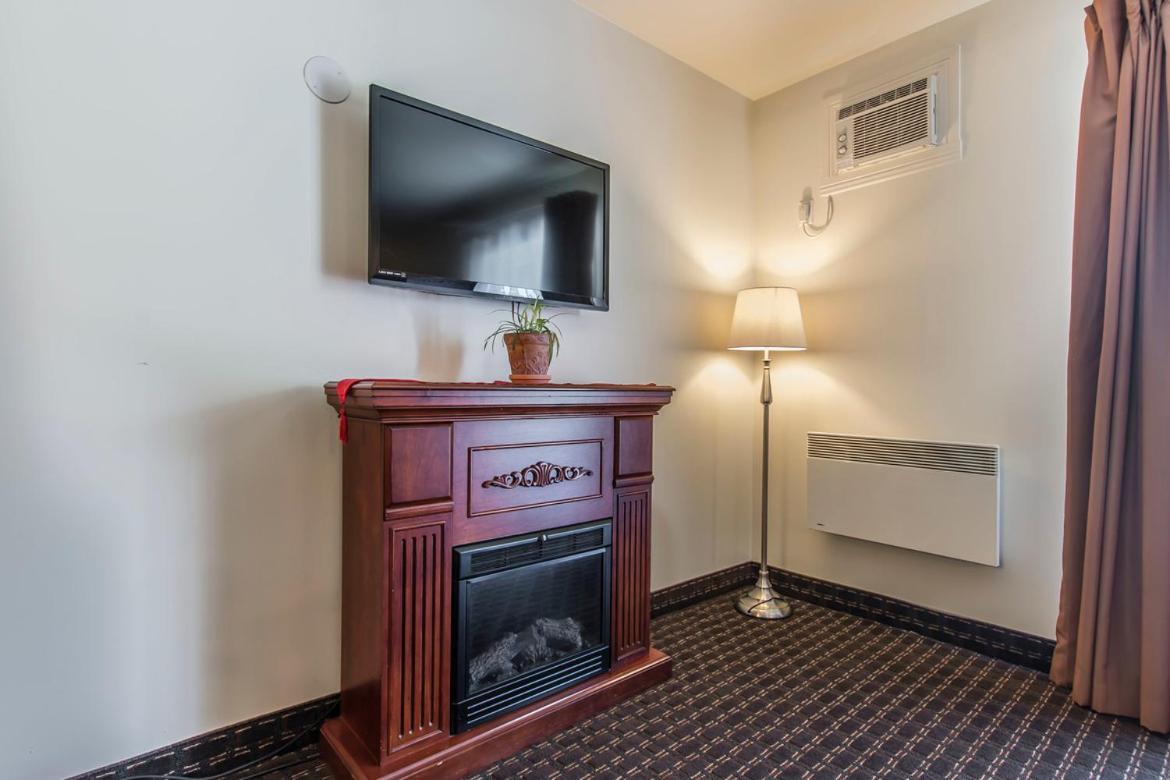 Hotel Le Principal グランビー エクステリア 写真