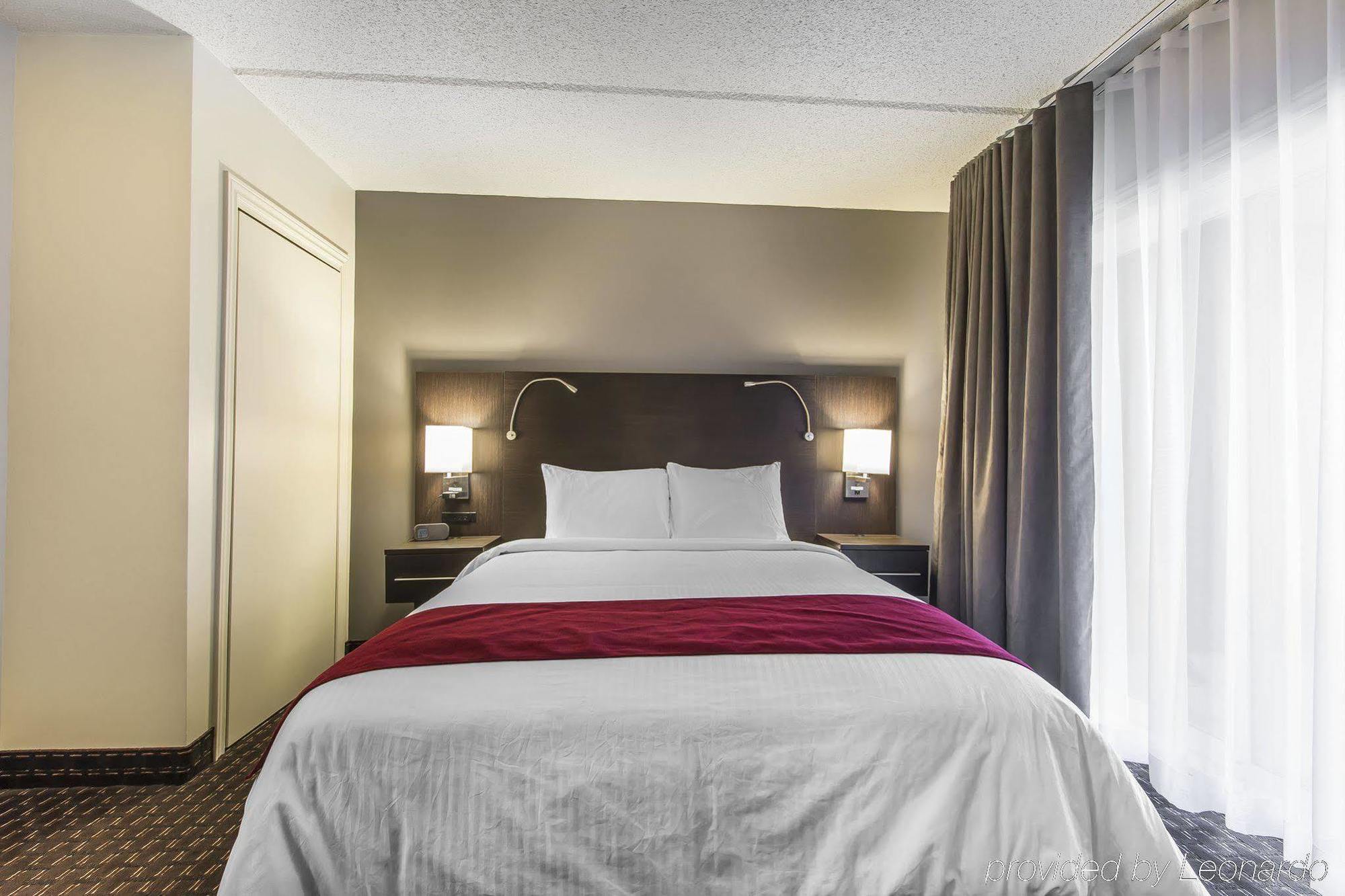 Hotel Le Principal グランビー エクステリア 写真