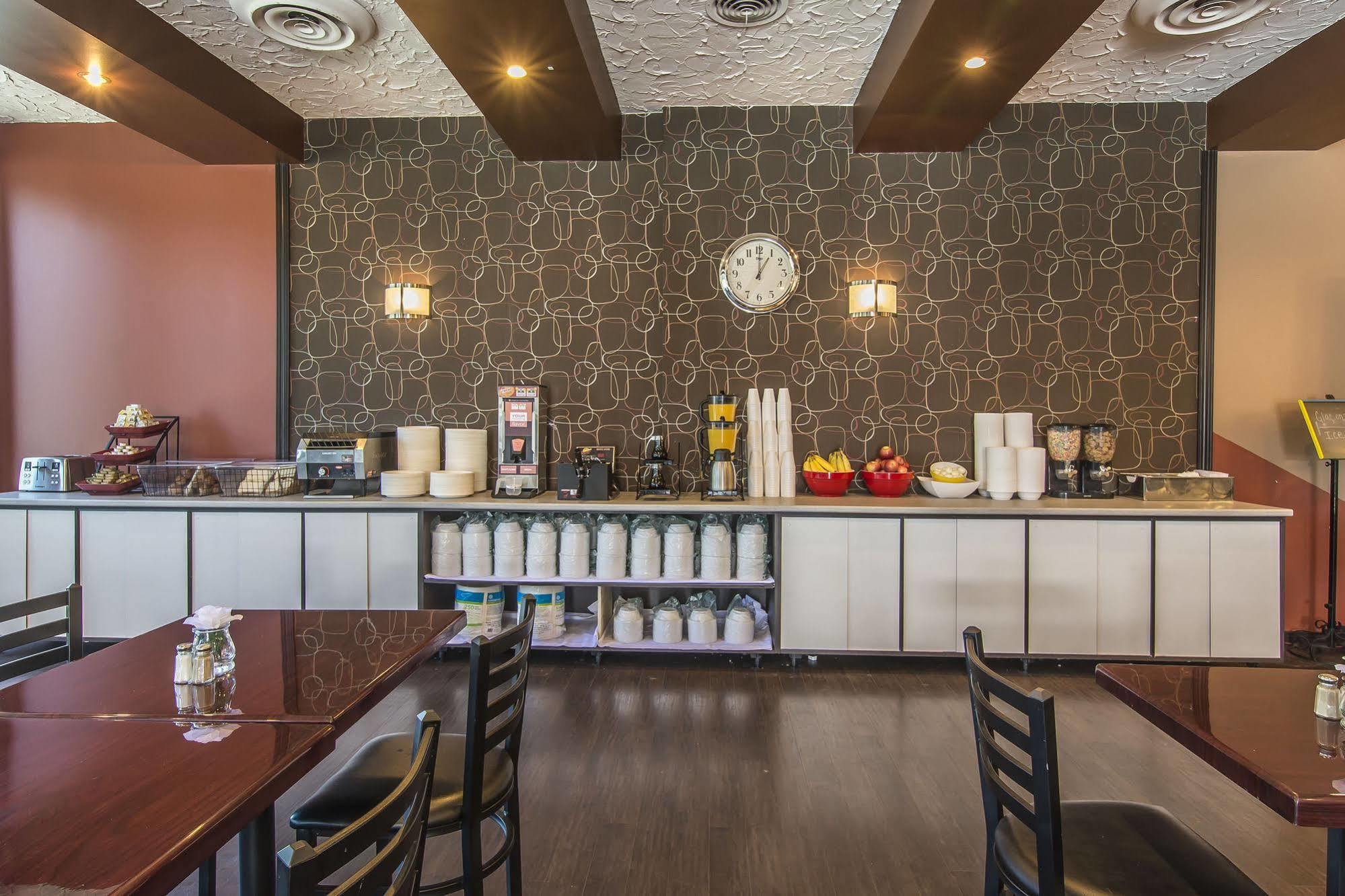 Hotel Le Principal グランビー エクステリア 写真