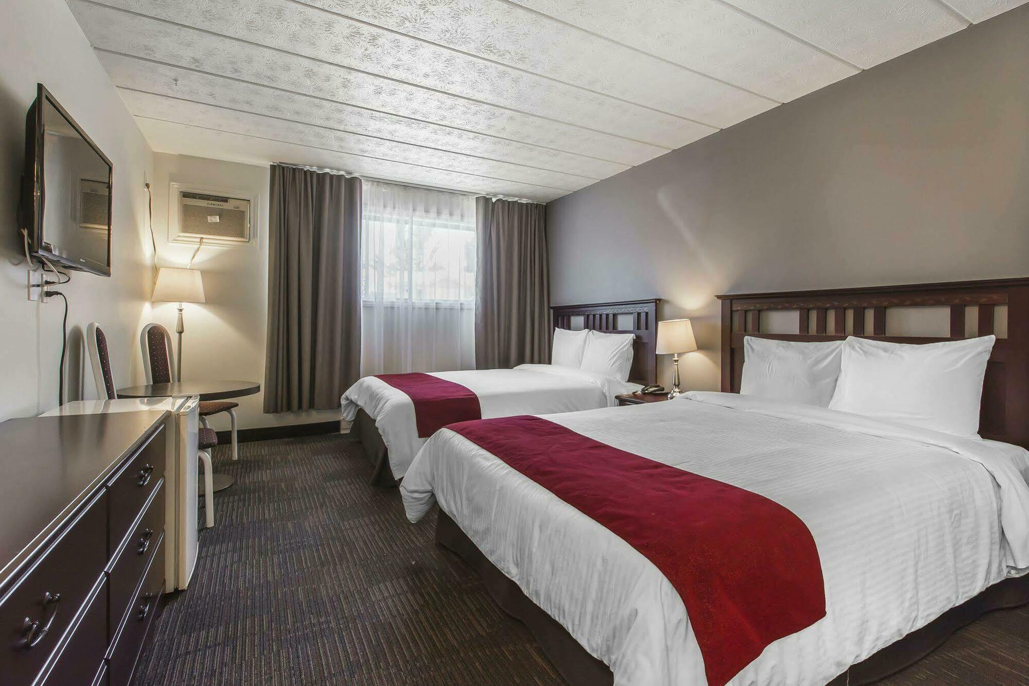 Hotel Le Principal グランビー エクステリア 写真
